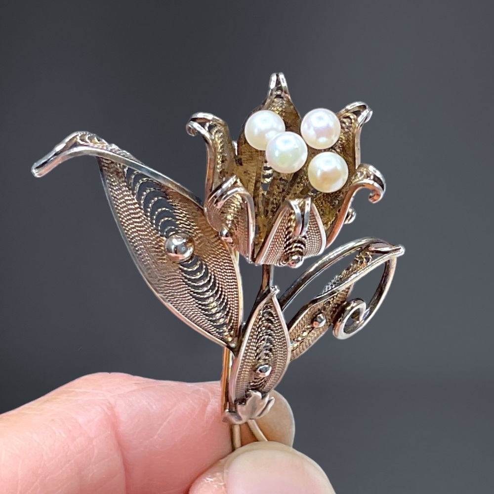 🌺Vintage Sterling & Genuine Pearl Brooch